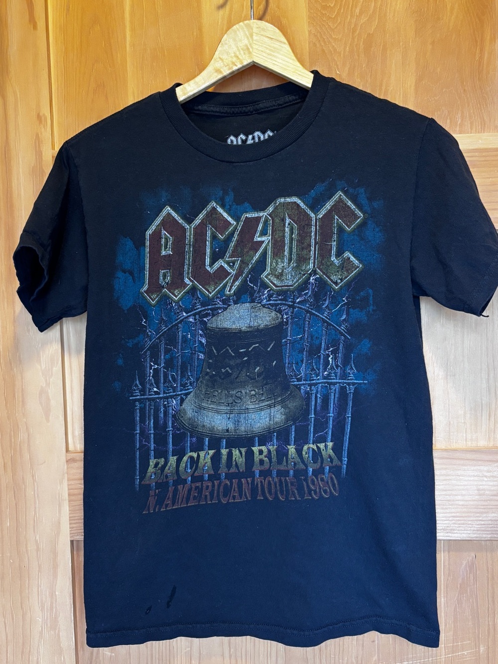 🌺🌺🌺3/25 AC/DC Graphic Tee